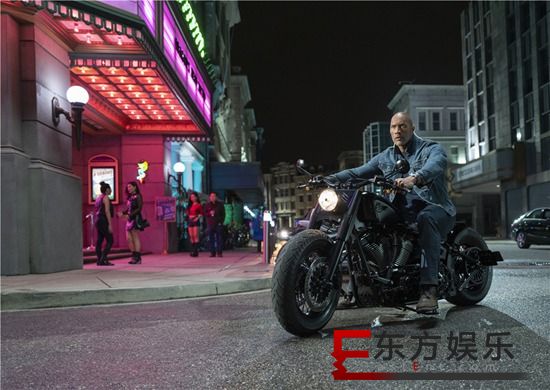 《速度与激情:特别行动》发布短片 霍布斯“嘴力”全开疯狂吐槽