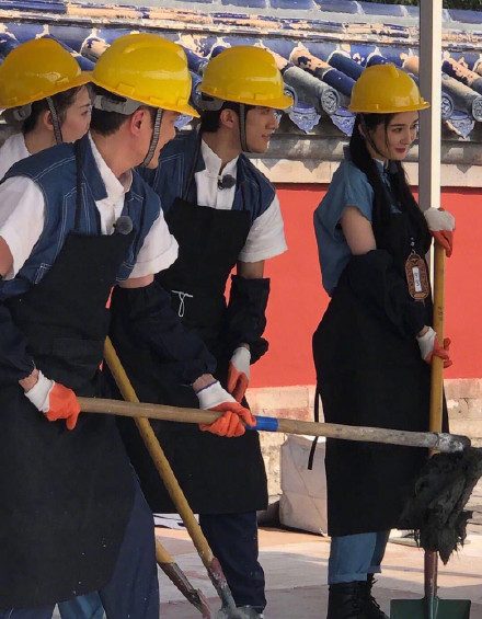 杨幂冯绍峰合体 时隔8年晴川八爷再见引回忆杀