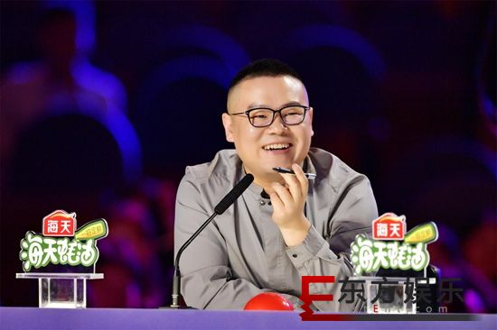 超“燃”健身秀引沈腾献出健身“初体验”,高空扁带折服飞行观察员岳云鹏?