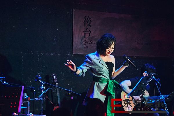现场首唱新歌“失物招领” 好友桑布伊合唱“Maleva 妈乐法” 戴爱玲感动飙泪