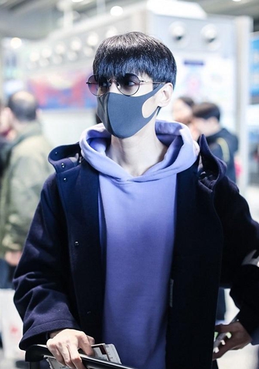 罗云熙综艺节目列表 罗云熙签名宠粉很温柔