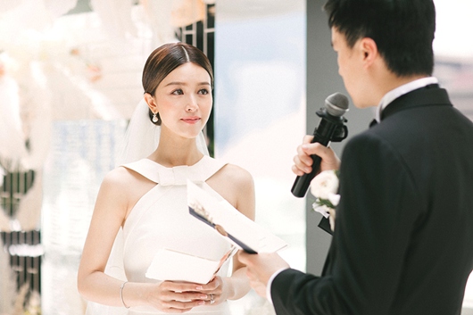 文咏珊电影盘点 文咏珊婚纱照楚楚动人