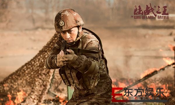 两代军人共同成长 《陆战之王》战友情感人
