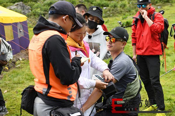 亲眼所见也未必是真相?《游客》揭开人际交往的AB面