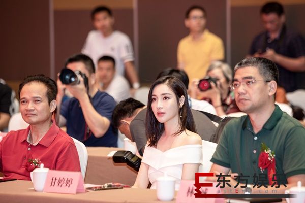 甘婷婷《爱拼会赢》开机 演绎女企业家诠释晋江精神