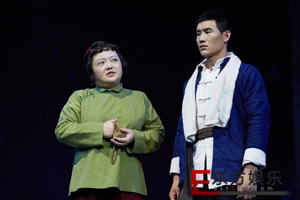 《一本好书》再读《骆驼祥子》被赞回归老舍本意 虎妞新解人设逆风翻盘