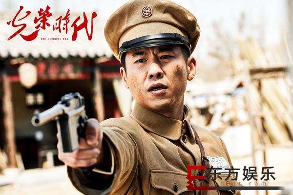 微表情细思极恐!《光荣时代》王骁演活“双面间谍”