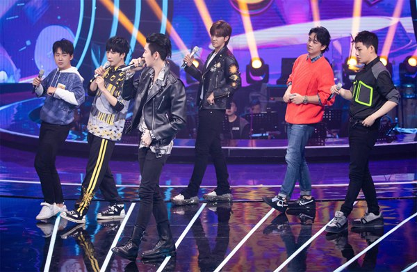 王子异、沈月惊喜加盟《嗨唱转起来》,心动台词疯狂收割少女心