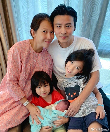 张晋晒蔡少芬vlog 感叹母爱最伟大!