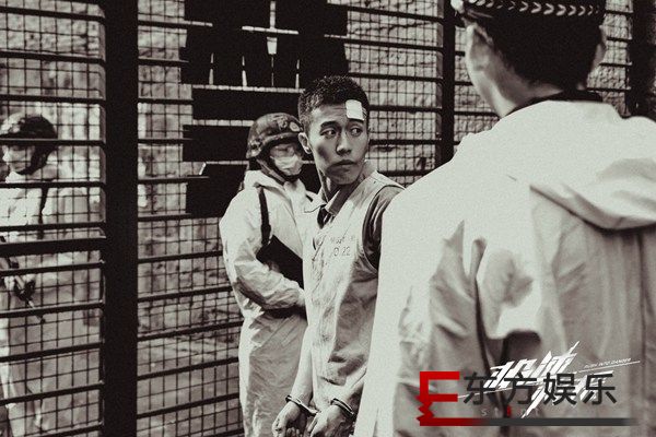 周游《极速救援》今晚登陆 首次挑战“罪犯”角色审视人性