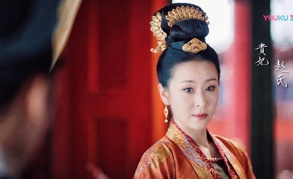 苗圃一展贵妃华美 恩宠背后冷暖自知