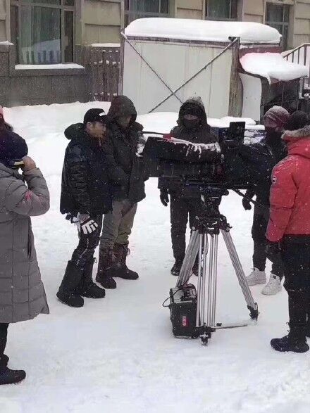 张艺谋新片悬崖之上开机 演员阵容未公布