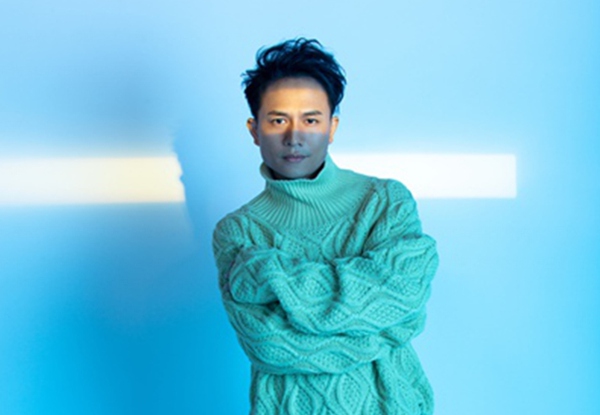 欢子时尚造型曝光 清新风格引领冬季潮流