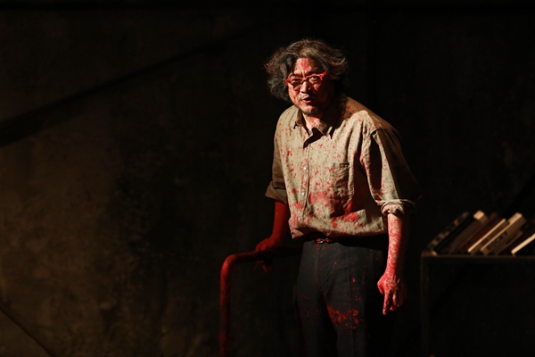 王晓鹰版《红色》演出圆满成功 鬼才陈明昊演技带动全场