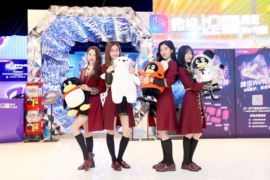 腾讯We特展活动:SNH48新年EP《青春之翼》线下首卖