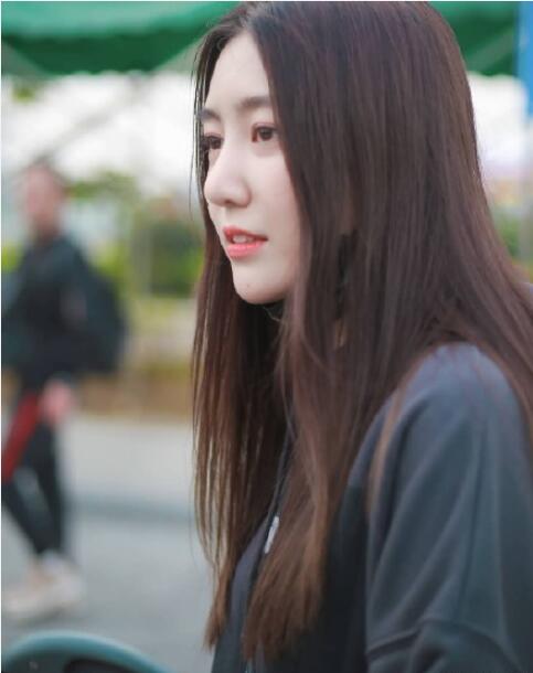 王太利女儿要出道 网友:筷子妹妹要出道了!