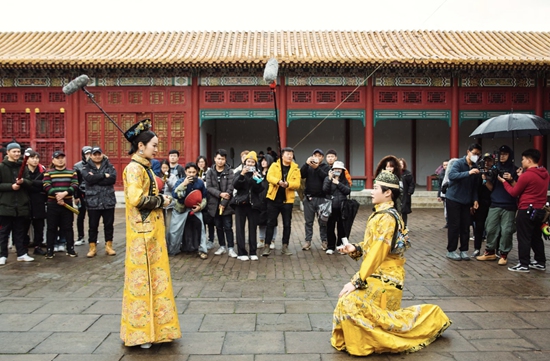 《婚前21天》李嘉铭求婚现场曝光 刘泳希感动落泪