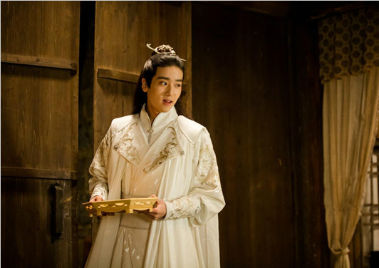 《三千鸦杀》白镜子虐心诀别 青年演员李明峻未来可期