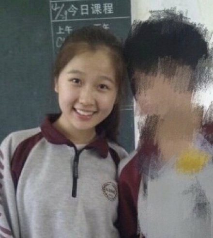 虞书欣学生时期旧照曝光 果然是从小美到大!