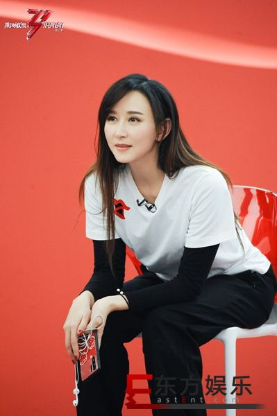 胡静《不屑完美》小考第一 首跳女团舞飒爽惊喜